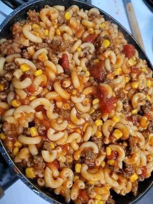 Crockpot Goulash 462472503_2238330846566356_3302128689208466372_n