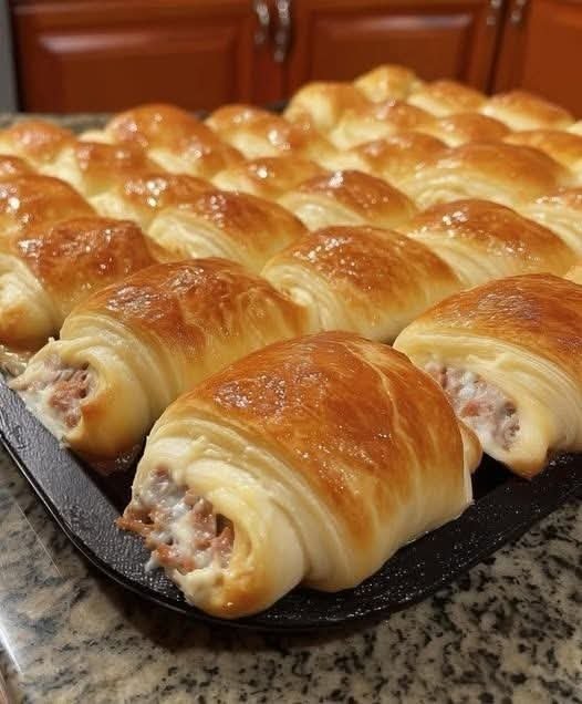 Mini Cheesy Garlic FB_IMG_1764131491594