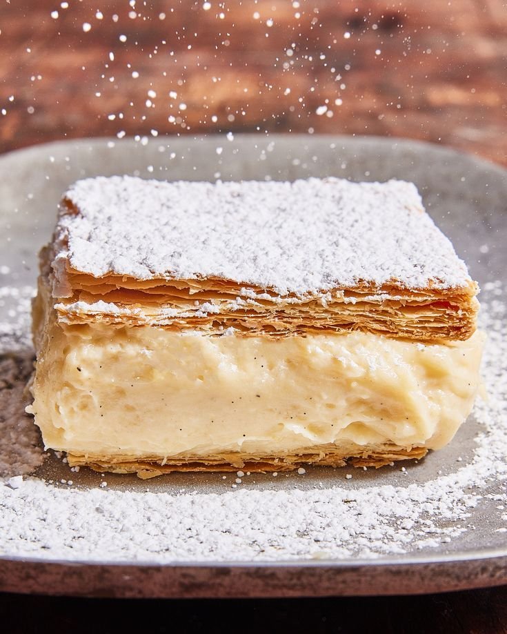 Hungarian Krémes – Classic Hungarian Custard Slice 535e6de98692847d5e1177e8ceae5afa